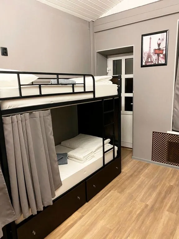 Многоместный женский номер 8-ми местный