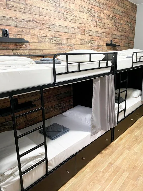 Многоместный мужской номер 8-ми местный