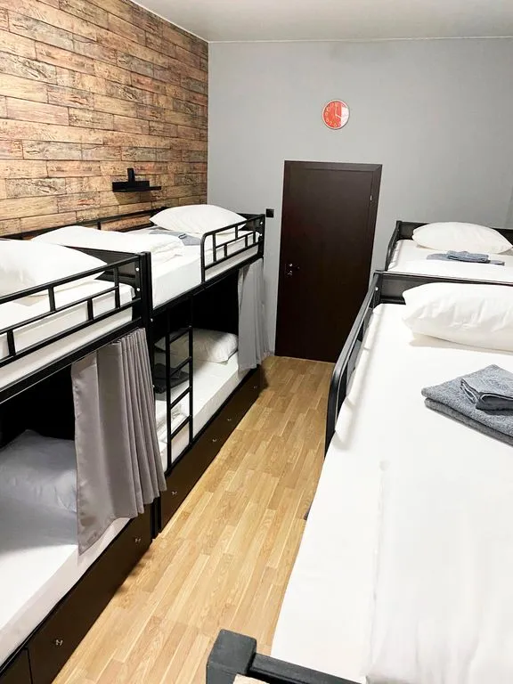 Многоместный мужской номер 8-ми местный