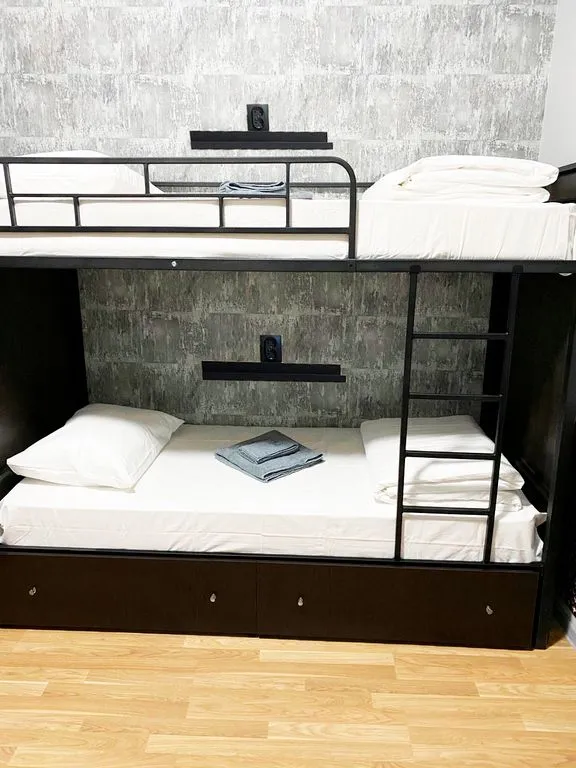 Многоместный мужской номер 6-ти местный мужской