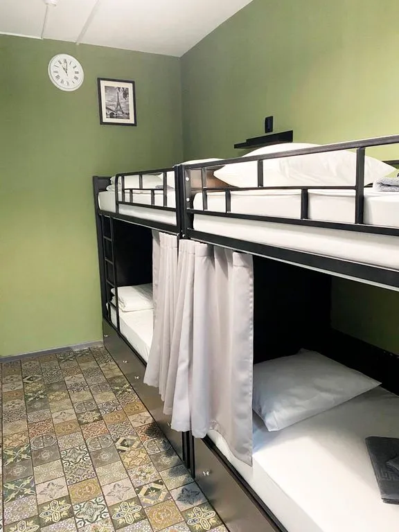 Многоместный смешанный номер 4-х местный женский