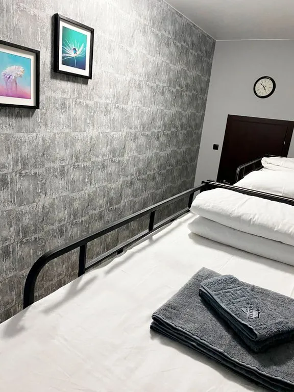 Многоместный мужской номер 4-х местный мужской