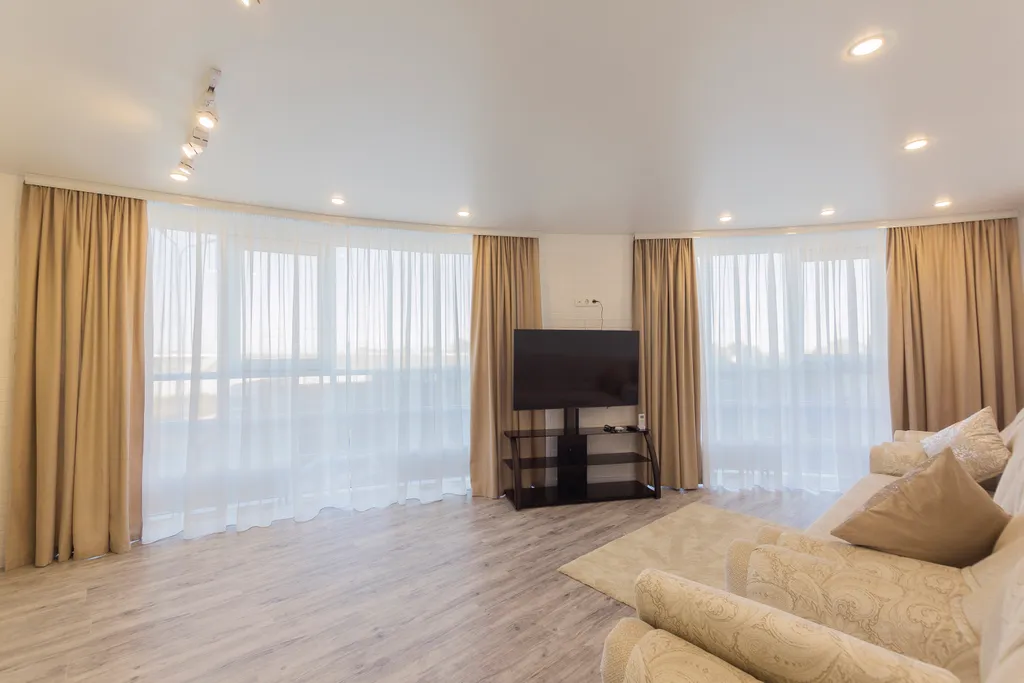 Квартира трёхкомнатная на шоссе Солотчинском, 95 м², Рязань — спальня, фото 4