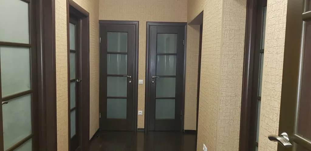 Квартира трёхкомнатная в Фрунзенском, 70 м², Владивосток — фото 10