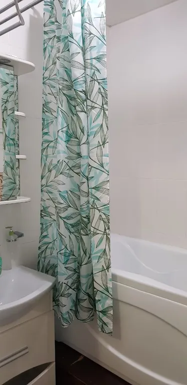 Квартира трёхкомнатная в Фрунзенском, 70 м², Владивосток — фото 15