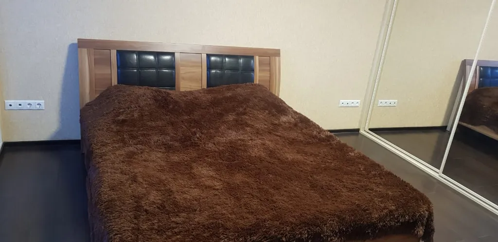 Квартира трёхкомнатная в Фрунзенском, 70 м², Владивосток — фото 3