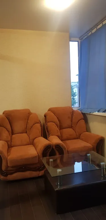 Квартира трёхкомнатная в Фрунзенском, 70 м², Владивосток — фото 5