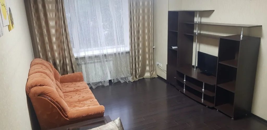 Квартира трёхкомнатная в Фрунзенском, 70 м², Владивосток — фото 9
