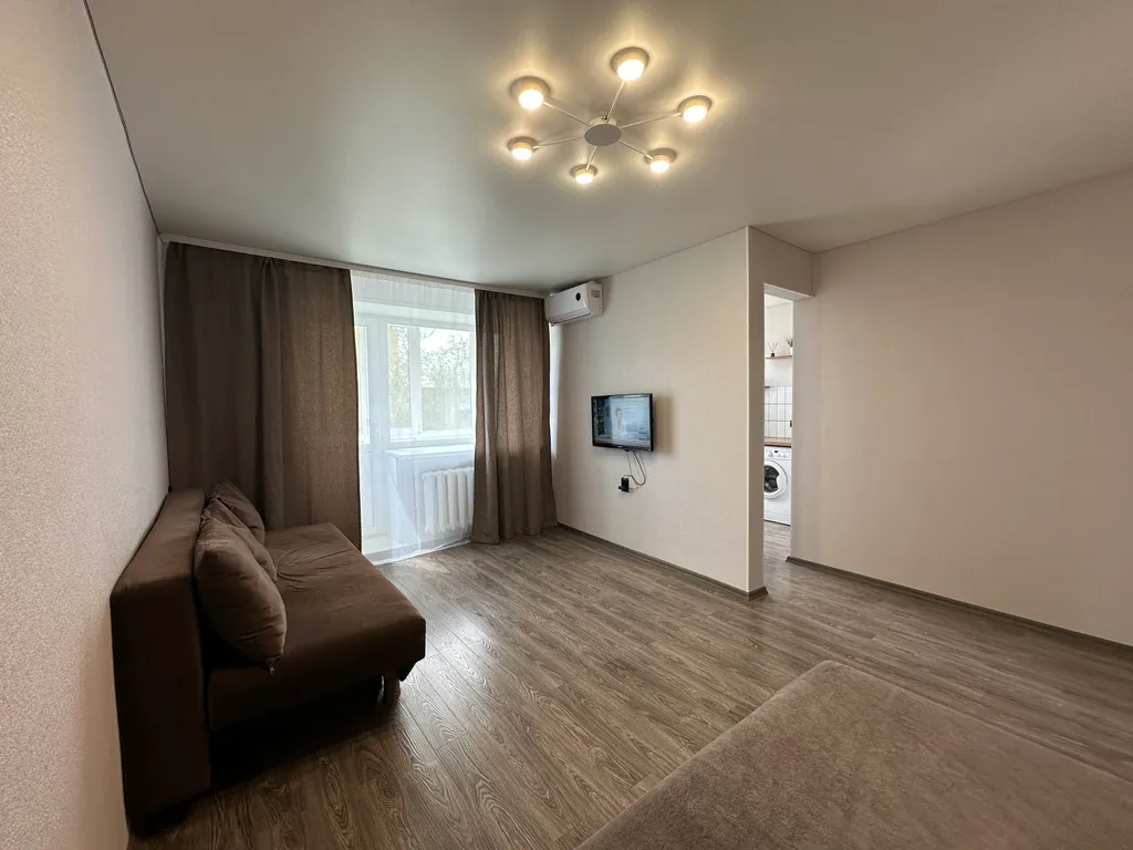 Квартира однокомнатная на улице Республики, 31 м², Тюмень — фото 2