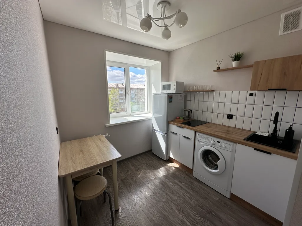 Квартира однокомнатная на улице Республики, 31 м², Тюмень — фото 8