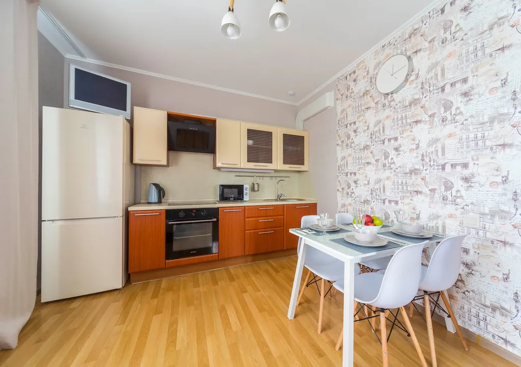 Квартира однокомнатная в Железнодорожном, 45 м², Самара — кухня, фото 9