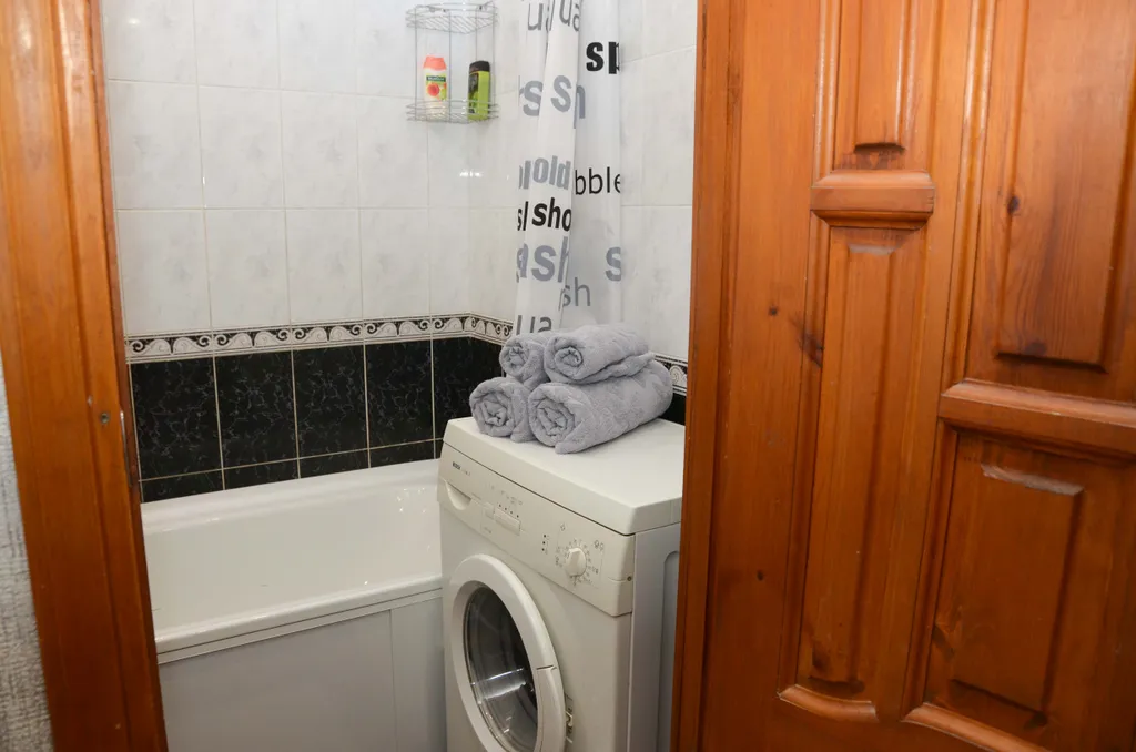 Квартира двухкомнатная на улице Наримана Нариманова, 46 м², Волжский — фото 10