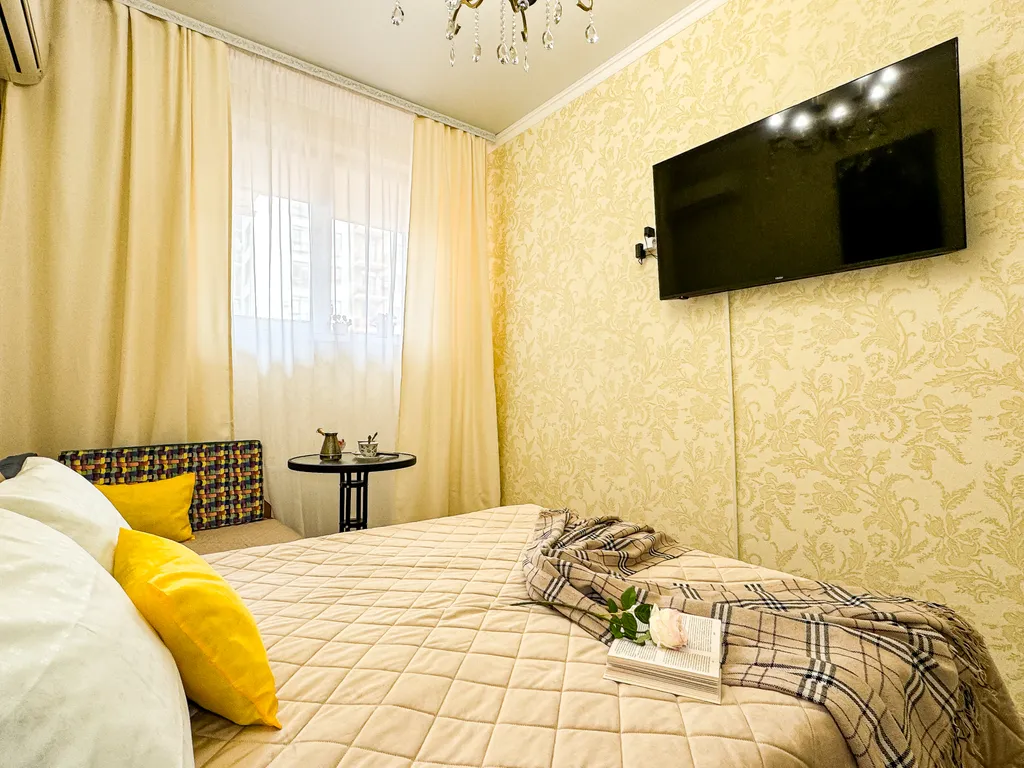 Квартира однокомнатная на улице Гоголи, 41 м², Геленджик — фото 2