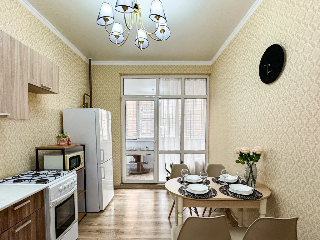 Квартира однокомнатная на улице Гоголи, 41 м², Геленджик — фото 4