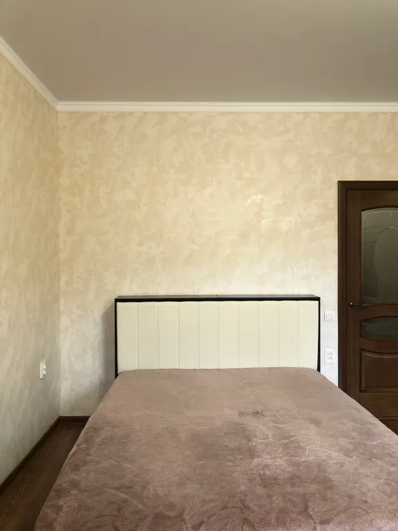 Апартаменты однокомнатные на улице Берёзовской, 40 м², Кисловодск — спальня, фото 2