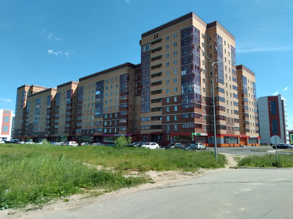 Квартира однокомнатная на улице Большой Московской, 44 м², Великий Новгород — двор, фото 2