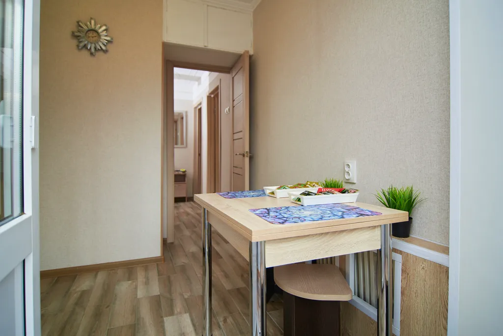 Квартира двухкомнатная на улице Свердлова, 60 м², Кисловодск — фото 10