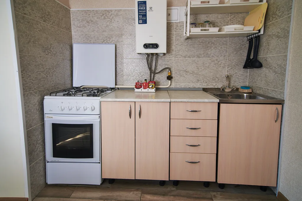 Квартира двухкомнатная на улице Свердлова, 60 м², Кисловодск — фото 22