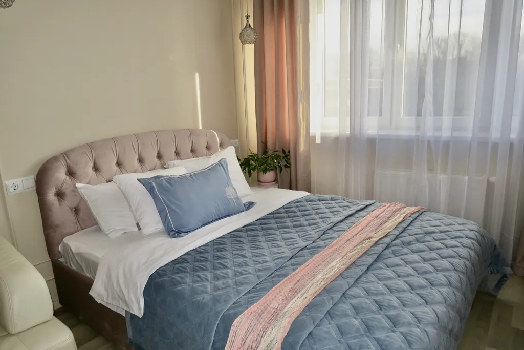 Квартира однокомнатная в Центральном, 49 м², Калининград — спальня, фото 8
