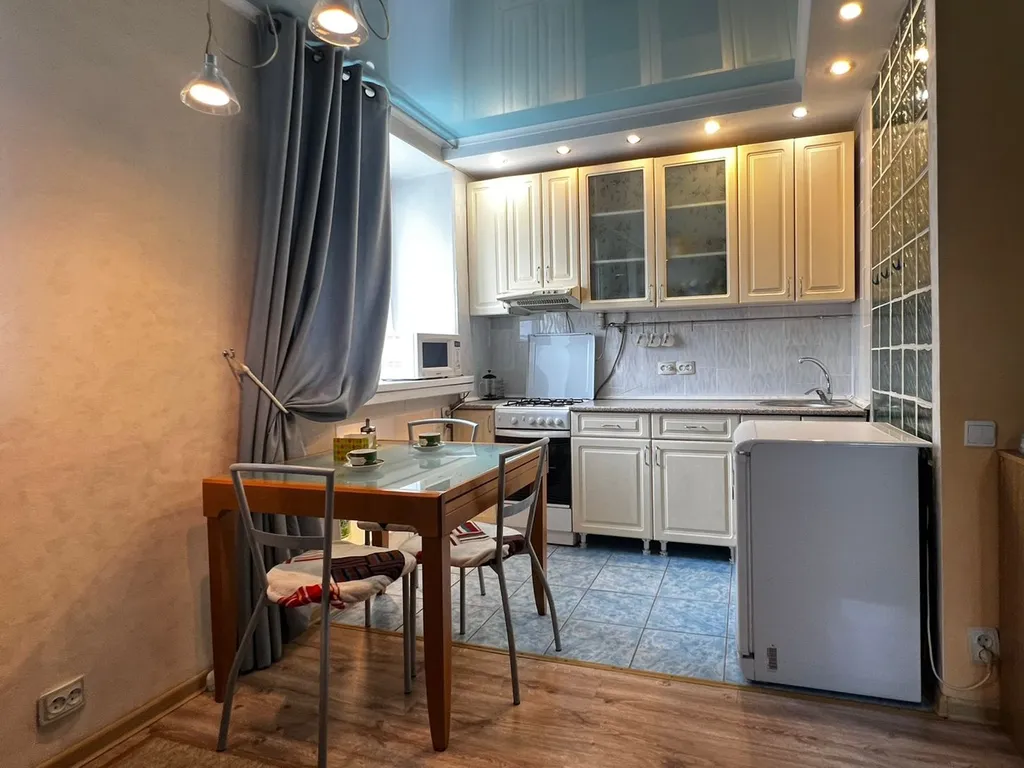 Квартира однокомнатная у Кремлёвской, в Вахитовском, 30 м², Казань — кухня
