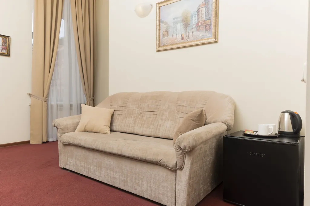 Четырёхместный номер люкс с видом на город