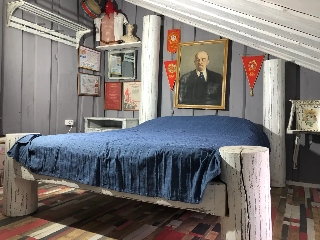 Дом 11-местный в деревни Козынево, 100 м², Великий Новгород — спальня