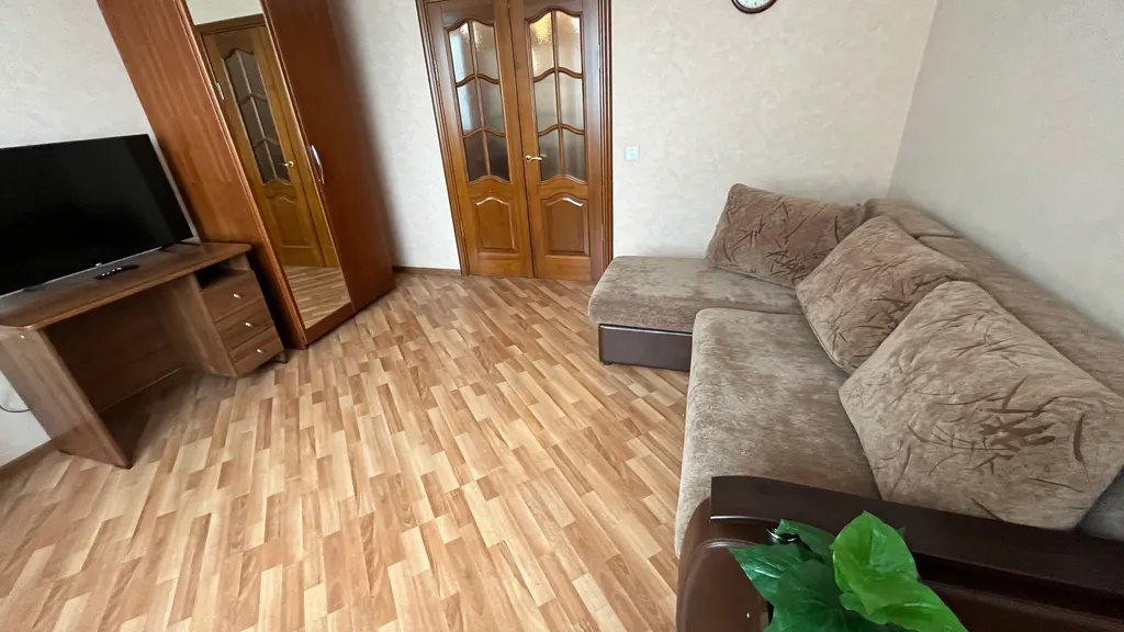 Квартира двухкомнатная у Мякинино, в Строгино, 60 м², Москва — спальня, фото 5