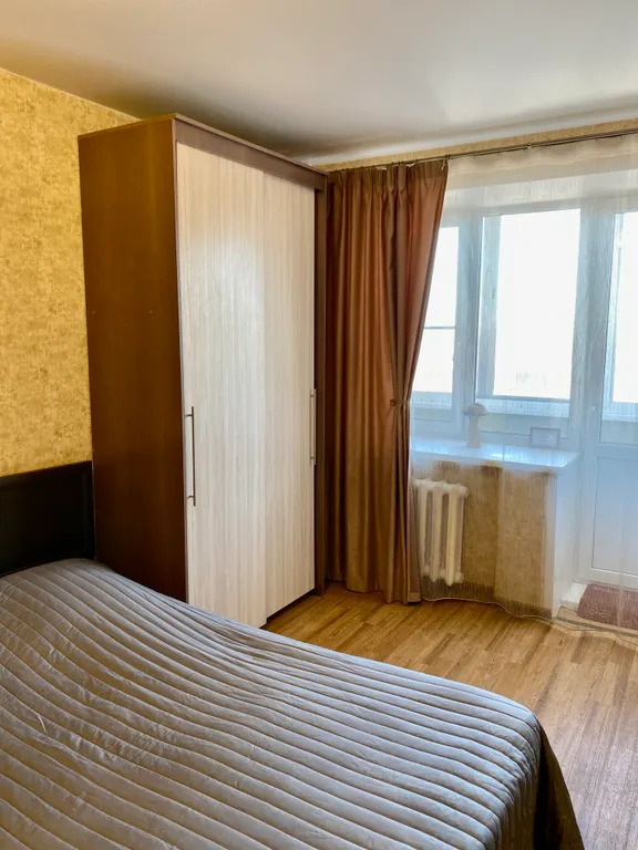 Квартира однокомнатная на улице Ухтомского, 34 м², Ярославль — спальня, фото 2