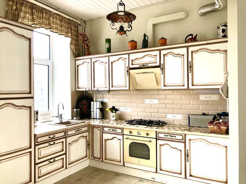Квартира трёхкомнатная у Новочеркасски, в Пороховых, 85 м², Санкт-Петербург — кухня, фото 3