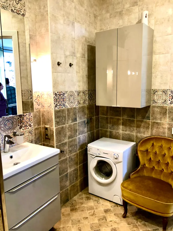 Квартира трёхкомнатная у Новочеркасски, в Пороховых, 85 м², Санкт-Петербург — ванная комната, фото 2