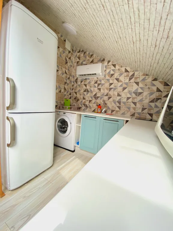 Квартира двухкомнатная на проспекте Пионерском, 45 м², Анапа — кухня, фото 3