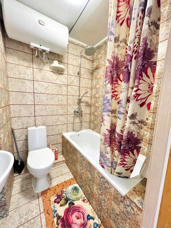 Квартира двухкомнатная на проспекте Пионерском, 45 м², Анапа — ванная комната