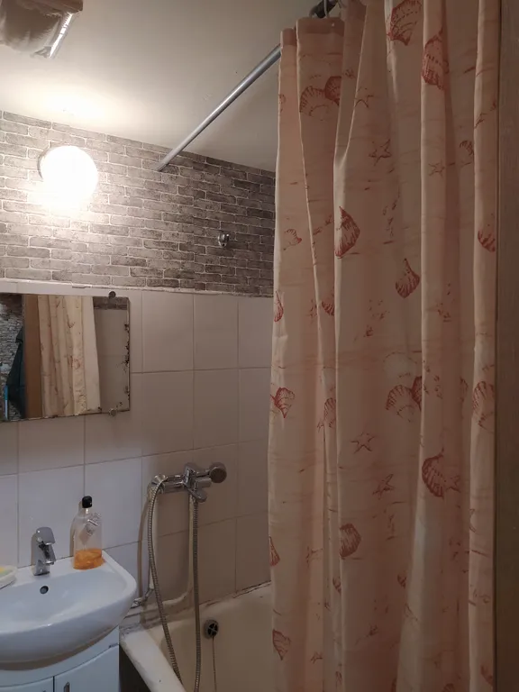 Квартира однокомнатная у Тимки, в Бутырском, 37 м², Москва — ванная комната