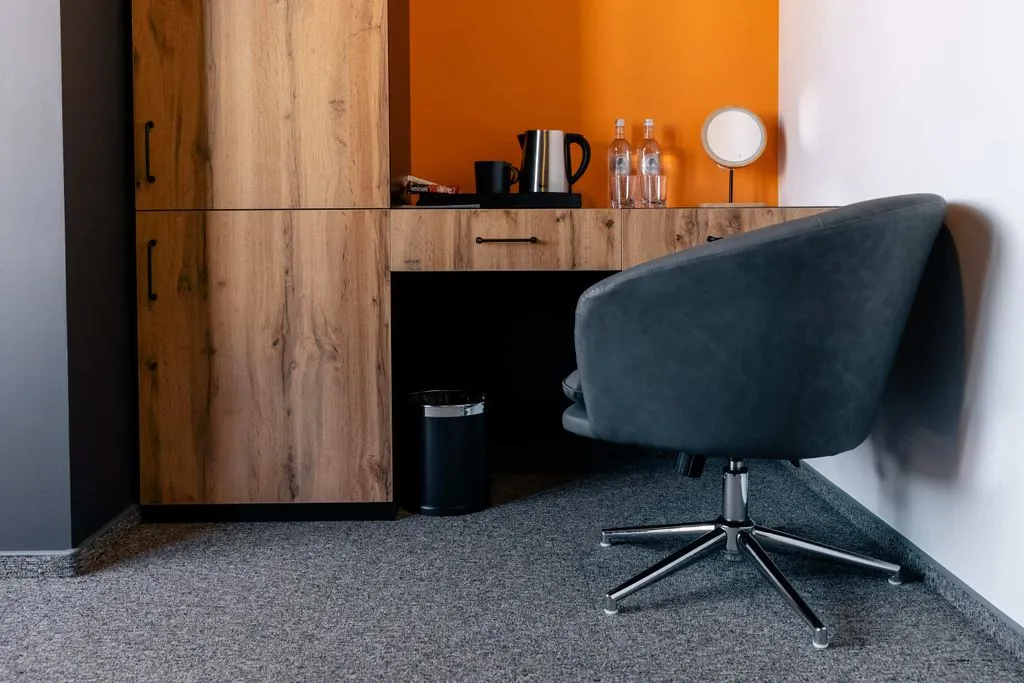 Двухместный номер с 1 кроватью Люкс Комфорт — Roomi, фото 2 из 5