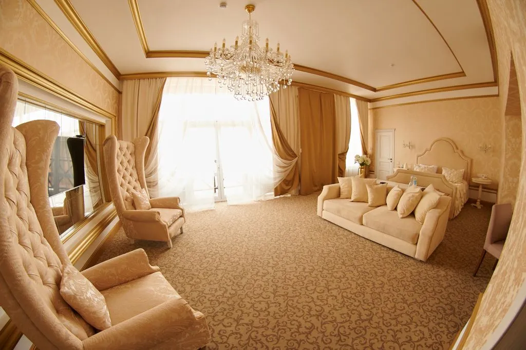 Двухместный номер с 1 кроватью Royal Suite — Роял, фото 1 из 5