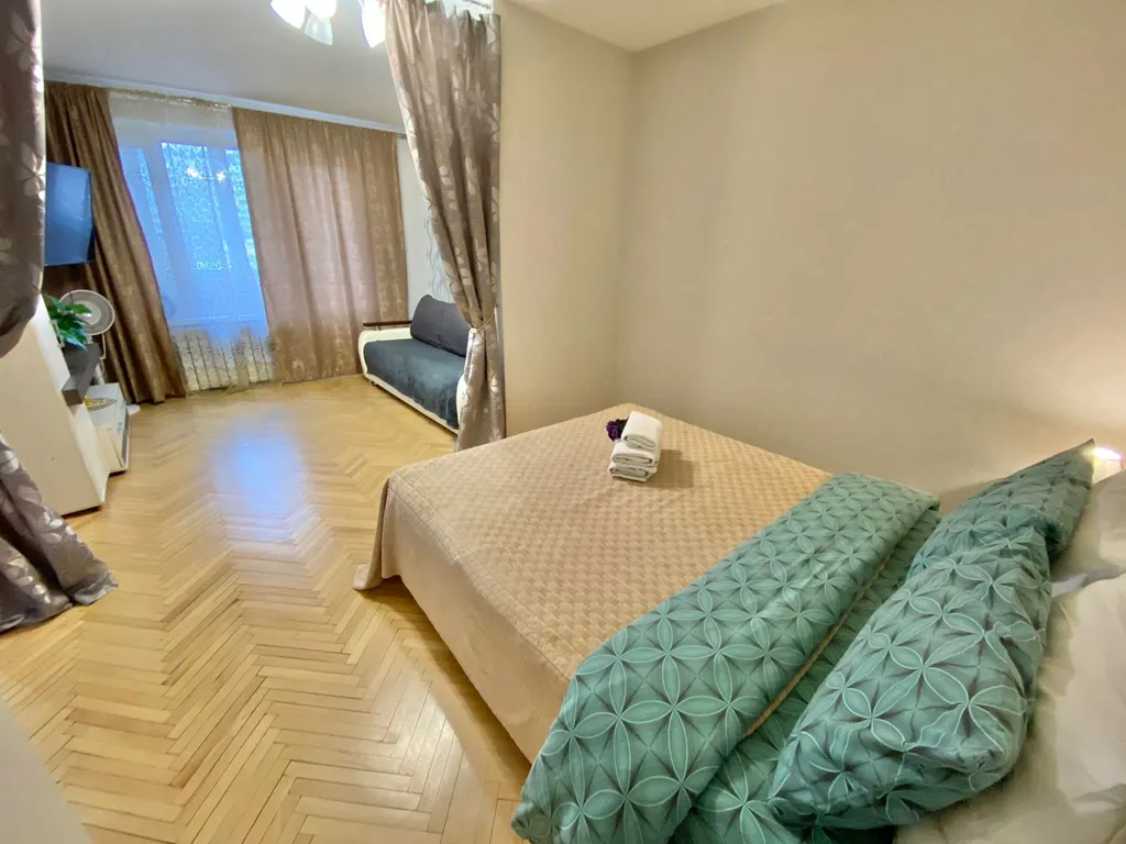 Квартира однокомнатная у метро Павелецкая, 42 м², Москва — спальня, фото 5