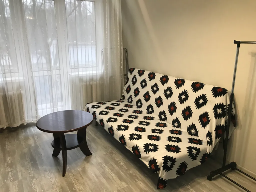 Квартира однокомнатная в Ленинградском, 31 м², Калининград — спальня, фото 2