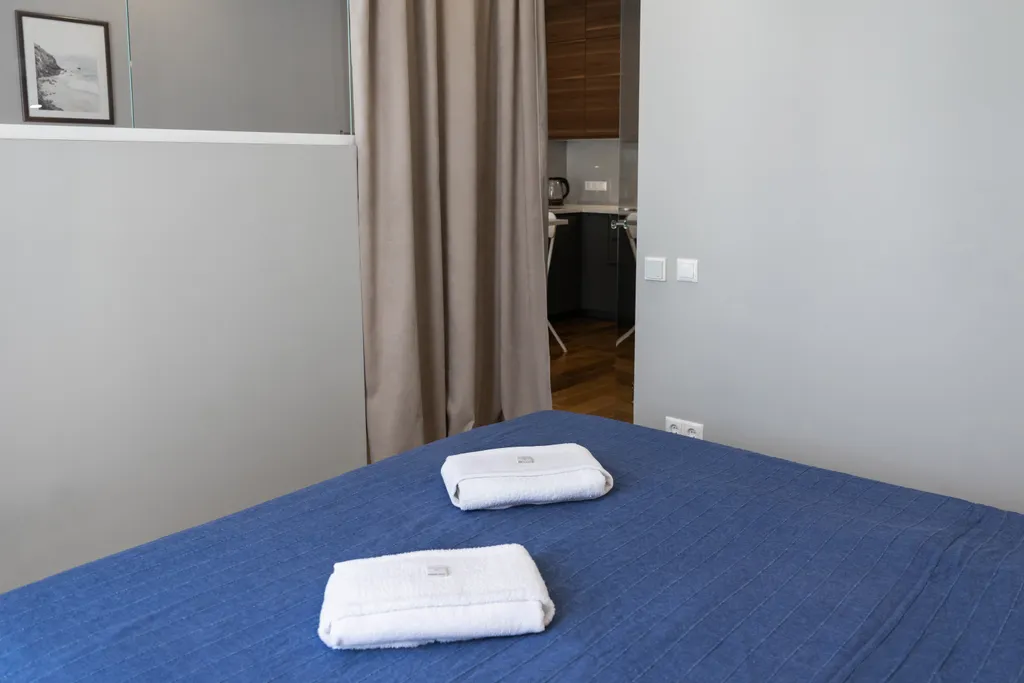 Квартира однокомнатная на улице Нагорном Тупике, 35 м², Сириус — спальня, фото 2