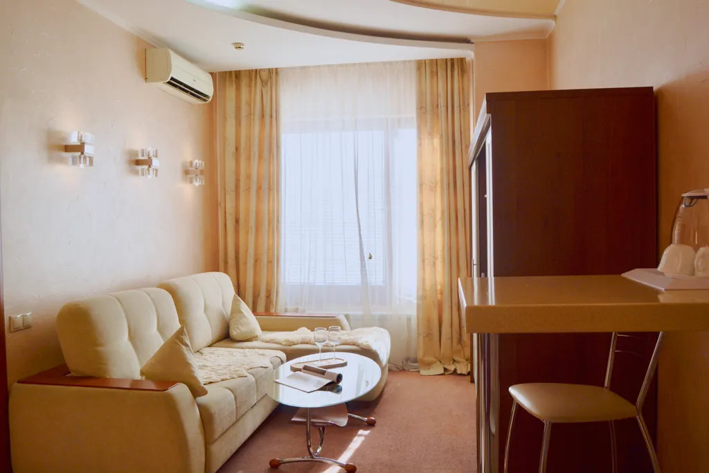 Семейный номер люкс с видом на город