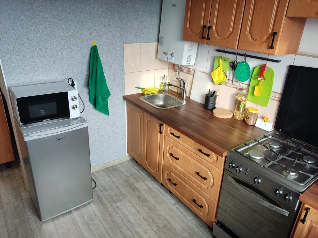 Квартира однокомнатная на улице Фёдоровском Ручее, 34 м², Великий Новгород — кухня, фото 4