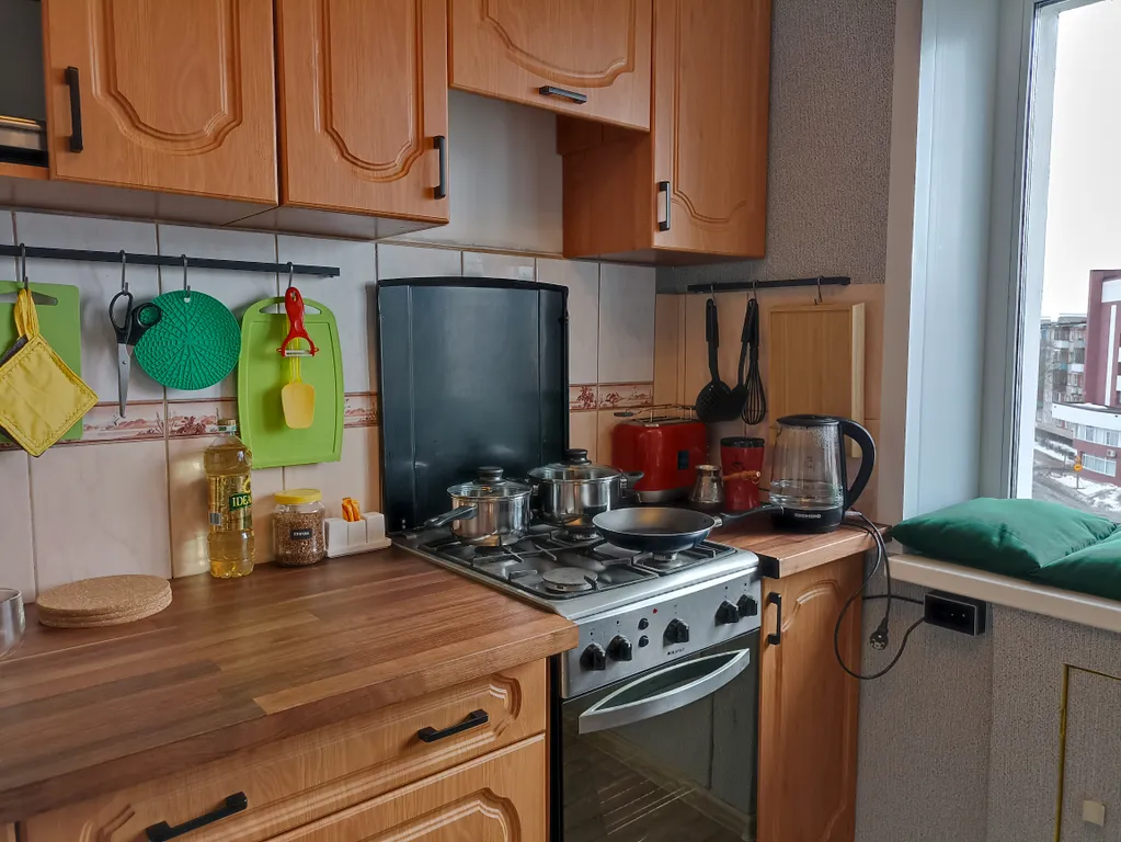 Квартира однокомнатная на улице Фёдоровском Ручее, 34 м², Великий Новгород — кухня, фото 5