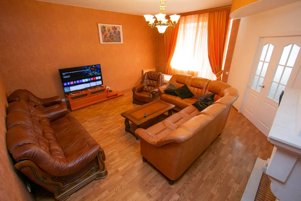 Просторная квартира с сауной рядом спорткомплекс Курган