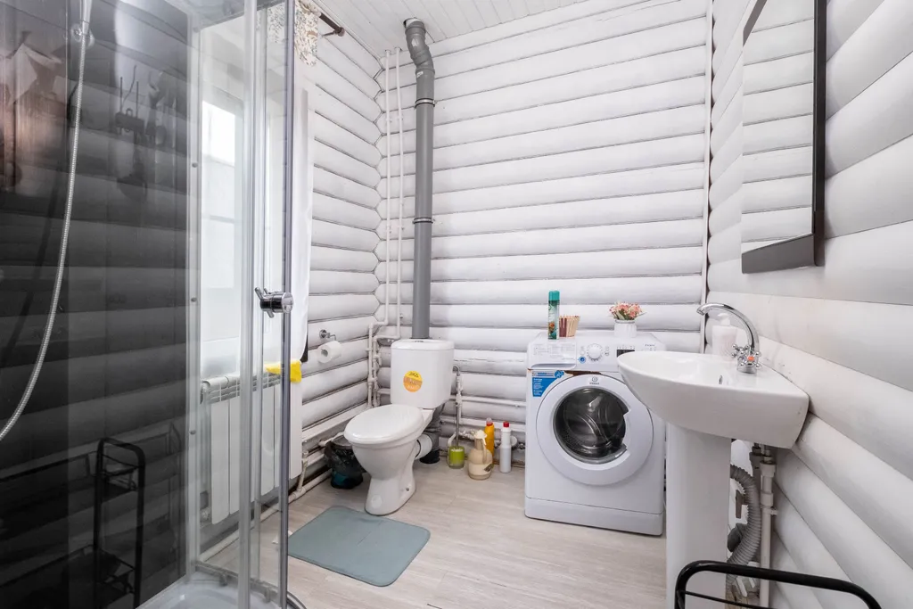 Дом 10-местный, 160 м², Казань — ванная комната