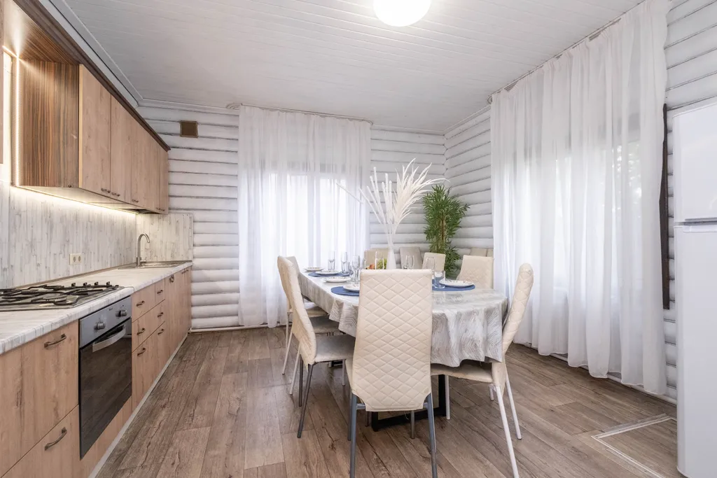 Дом 10-местный, 160 м², Казань — кухня, фото 4