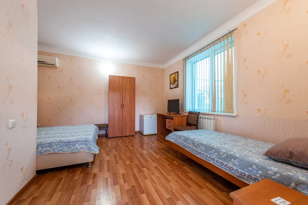 Фото отеля «гостевой дом "Максим"», 2