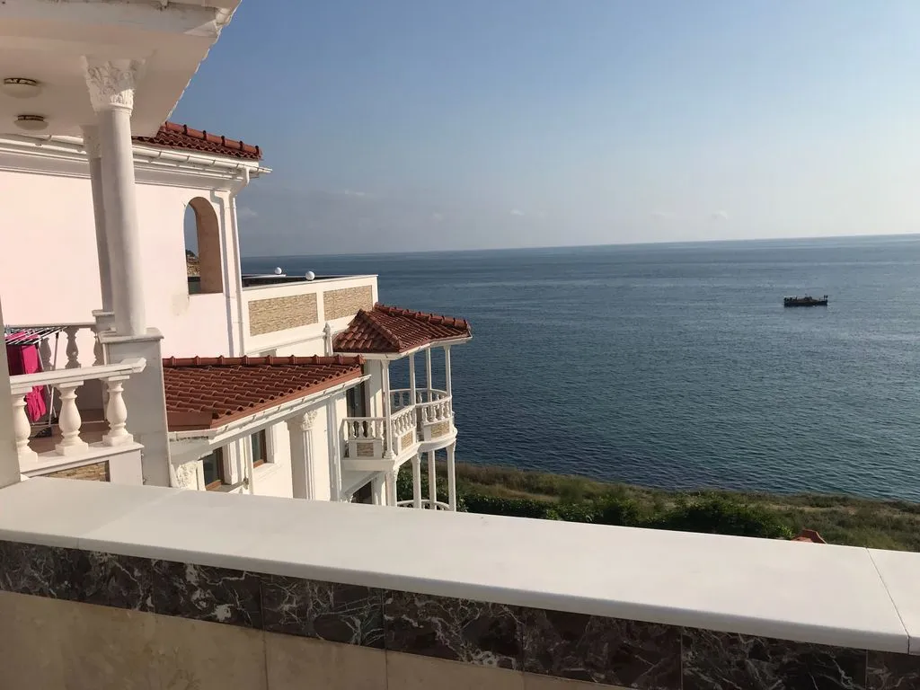 Апартаменты с видом на море и на город — ванная комната