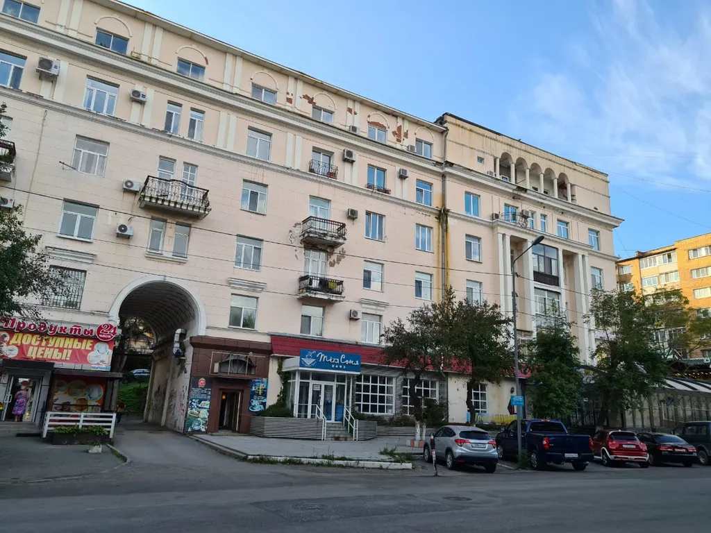 Квартира двухкомнатная в Фрунзенском, 50 м², Владивосток — фото 12