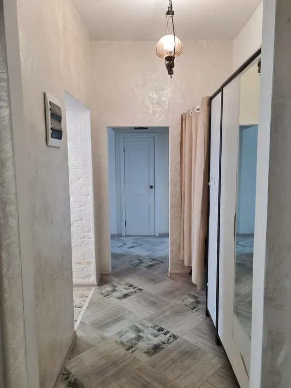 Квартира двухкомнатная в Фрунзенском, 50 м², Владивосток — фото 11