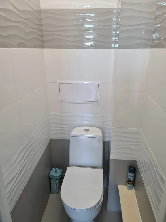 Квартира двухкомнатная в Фрунзенском, 50 м², Владивосток — ванная комната