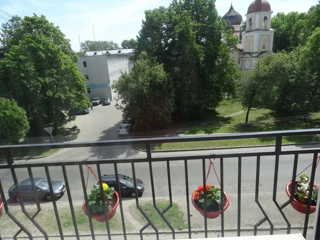 Квартира однокомнатная на улице Стратилатовской, 32 м², Великий Новгород — вид из окна